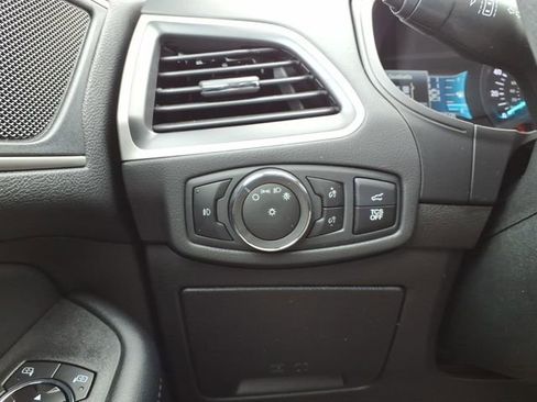 Certified 2023 Ford Edge SEL w/ Convenience Package AWD/4WD image 15