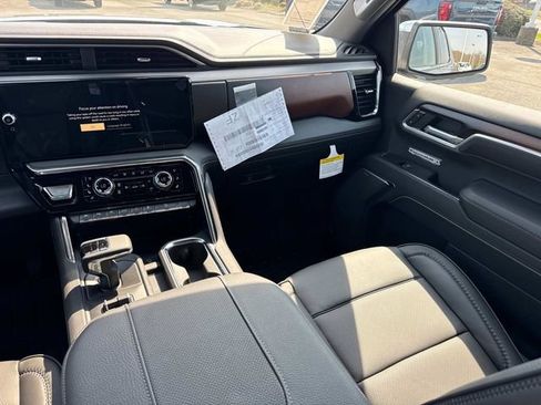 New 2026 GMC Sierra 1500 Denali AWD/4WD image 18