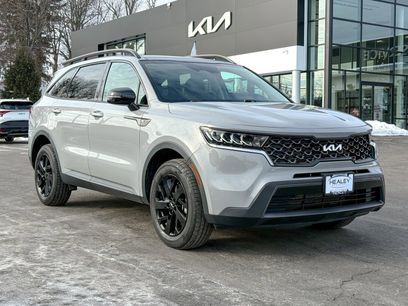 Used 2023 Kia Sorento S w/ Panoramic Sunroof Package