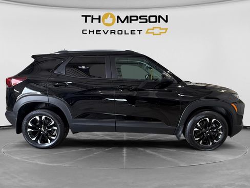 Certified 2023 Chevrolet TrailBlazer LT w/ Convenience Package FWD image 6