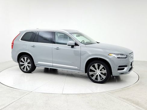 New 2025 Volvo XC90 B6 Plus w/ Protection Package Premier image 3