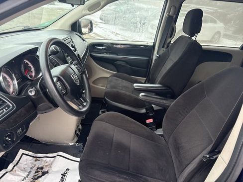 Used 2012 Dodge Grand Caravan SE image 20