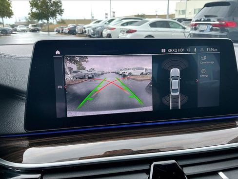 Used 2020 BMW M550i xDrive image 23