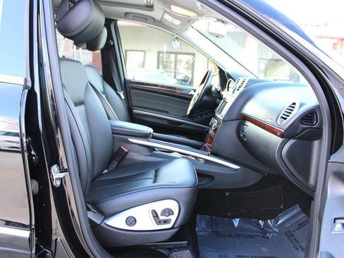 Used 2012 Mercedes-Benz GL 450 4MATIC image 17