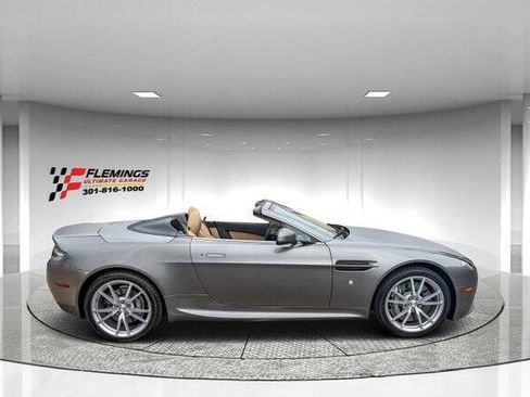 Used 2015 Aston Martin V8 Vantage Roadster image 6