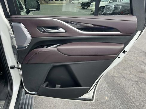 Used 2022 Cadillac Escalade Premium Luxury Platinum image 20