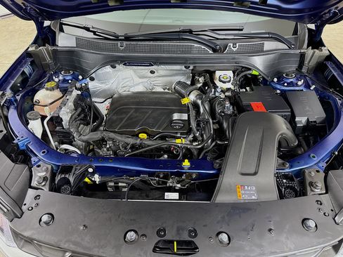 Used 2024 Chevrolet Trax LS FWD image 29