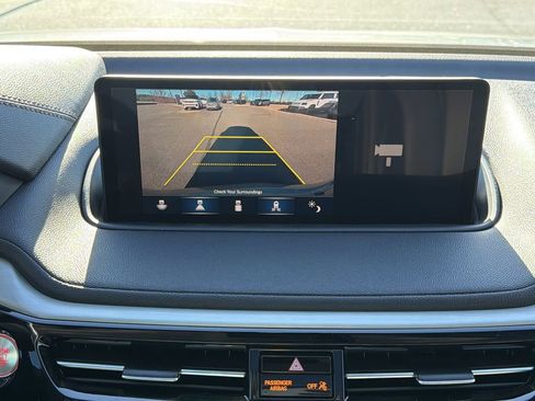 Used 2023 Acura MDX SH-AWD image 32