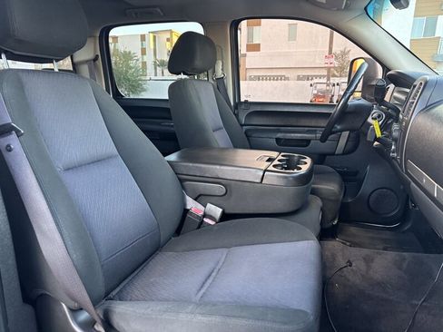 Used 2011 Chevrolet Silverado 3500 LT w/ Suspension Package, Off-Road image 27