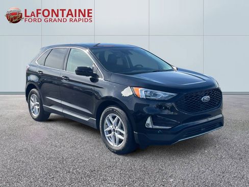 Used 2024 Ford Edge SEL AWD/4WD image 3