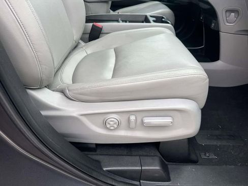 Certified 2023 Honda Odyssey EX-L image 12