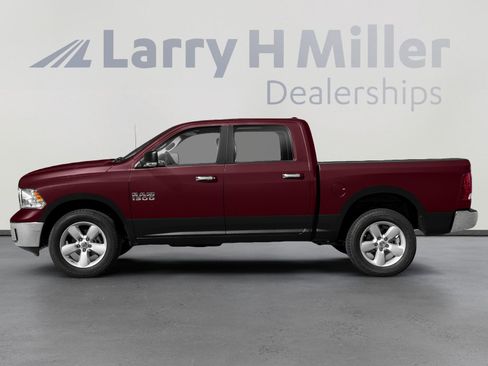 Used 2018 RAM 1500 Big Horn image 6