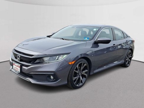 Used 2019 Honda Civic Sport image 4