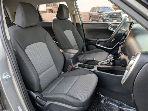 Used 2023 Kia Soul LX w/ Option Group 015 image 27
