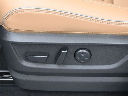 New 2026 INFINITI QX80 Luxe image 12