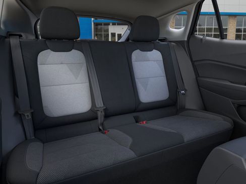 New 2026 Chevrolet Trax LS image 17