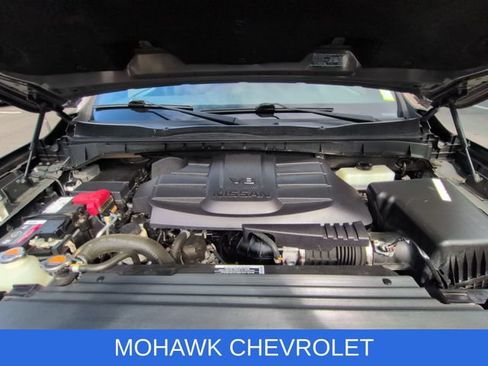 Used 2021 Nissan Titan PRO-4X w/ Pro-4x Convenience Package AWD/4WD image 31