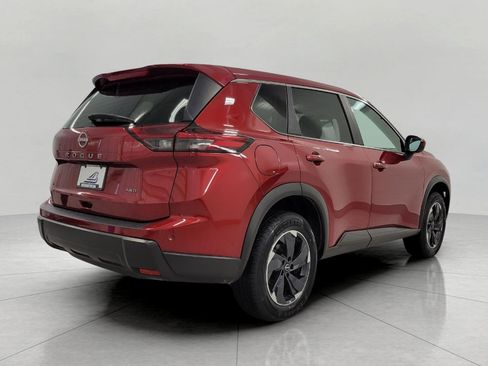 Used 2025 Nissan Rogue SV image 20