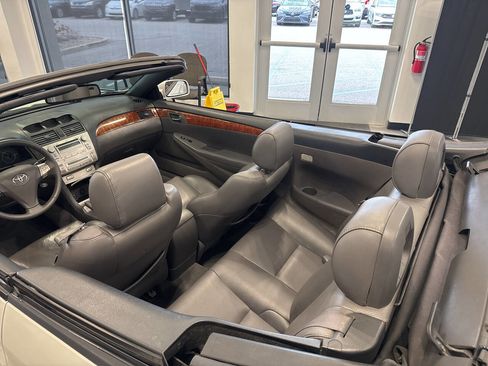 Used 2007 Toyota Solara SLE image 14