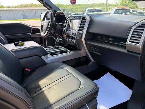 Used 2016 Ford F150 Platinum w/ Equipment Group 701A Luxury AWD/4WD image 47