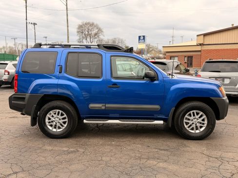 Used 2015 Nissan Xterra S w/ Value Package image 18