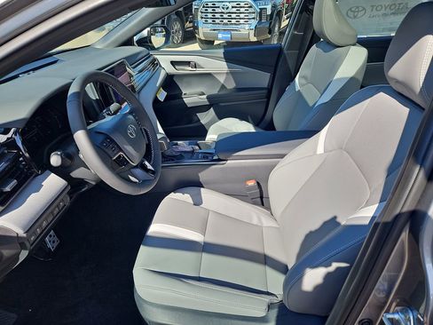 New 2026 Toyota Camry Hybrid image 19