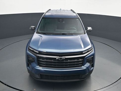 Used 2024 Chevrolet Traverse LT w/ Midnight/Sport Edition FWD image 15
