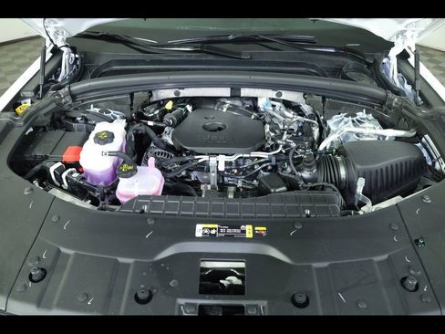 New 2026 Jeep Grand Cherokee Altitude image 17