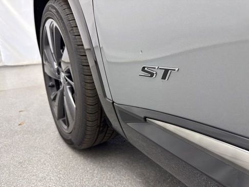 New 2026 Buick Envision Sport Touring AWD/4WD image 22