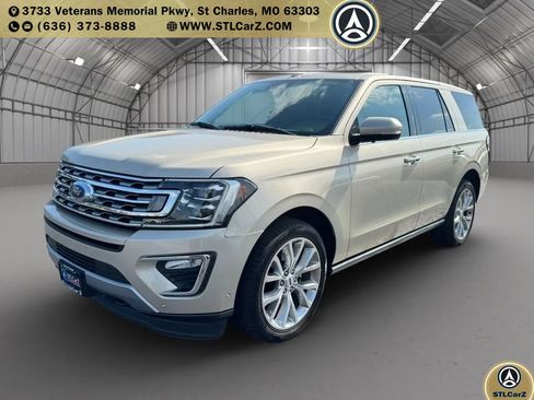 Used 2018 Ford Expedition Limited w/ Equipment Group 302A AWD/4WD image 7