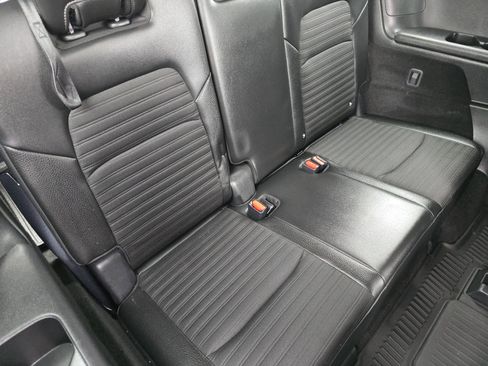 Used 2025 Nissan Pathfinder Rock Creek AWD/4WD image 24
