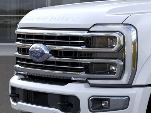 New 2025 Ford F450 Platinum w/ Platinum Plus Package AWD/4WD image 17