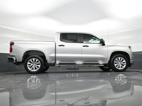 Used 2021 Chevrolet Silverado 1500 Custom w/ Safety Confidence Package RWD image 31