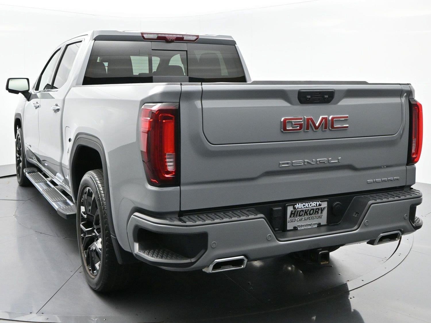 Used 2025 GMC Sierra 1500 Denali w/ Technology Package AWD/4WD image 6