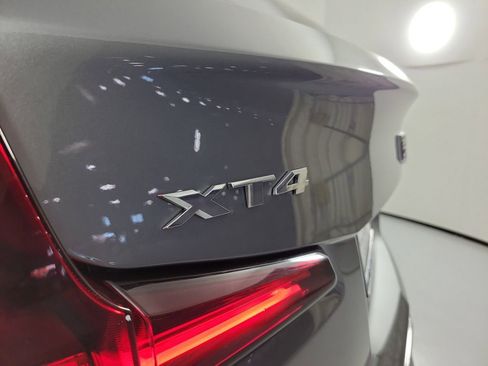 Used 2025 Cadillac XT4 Premium Luxury FWD image 6