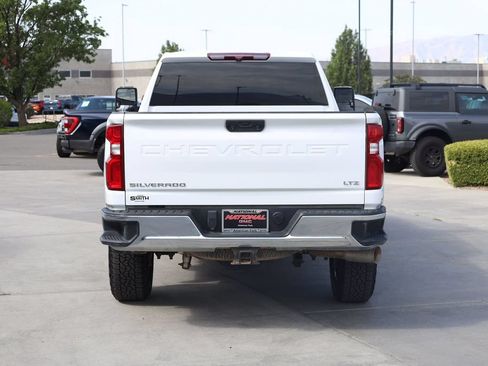 Used 2022 Chevrolet Silverado 3500 LTZ w/ Gooseneck/5TH Wheel Package AWD/4WD image 5