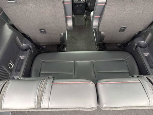 Used 2026 Ford Explorer ST-Line image 30