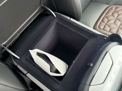 New 2026 Nissan Armada Platinum image 28