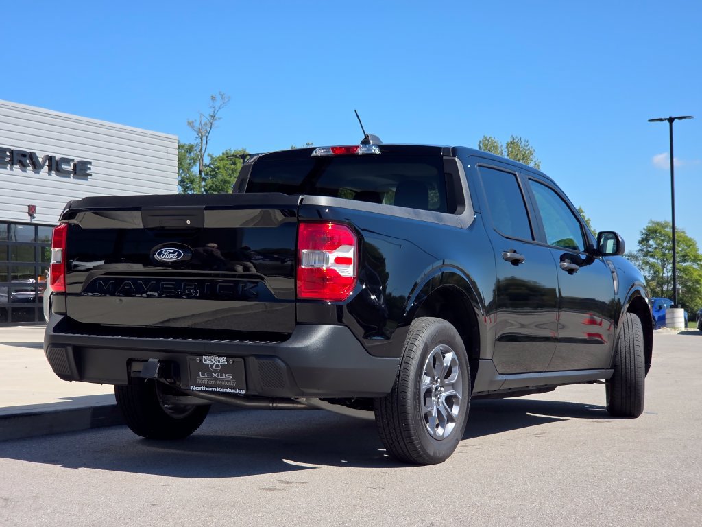 Used 2025 Ford Maverick XLT w/ Equipment Group 301A AWD/4WD image 25