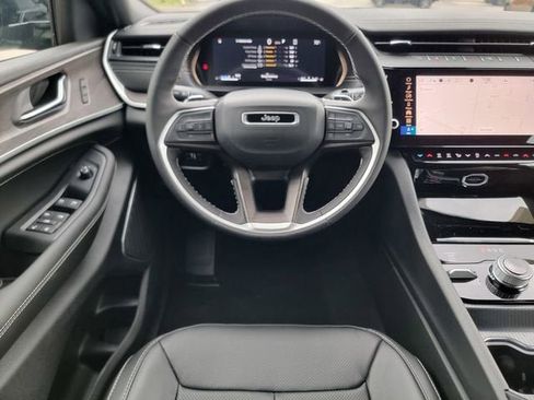 New 2026 Jeep Grand Cherokee L Limited AWD/4WD image 30