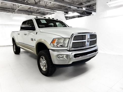 Used 2010 Dodge Ram 2500 Truck Laramie w/ Chrome Accents Group AWD/4WD image 6