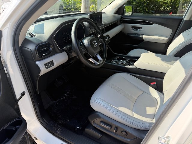 Certified 2025 Honda Pilot EX-L image 13