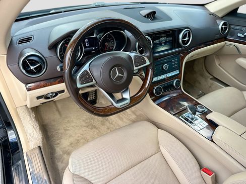 Used 2020 Mercedes-Benz SL 450 w/ Premium Package image 9