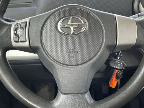 Used 2009 Scion xB FWD image 10