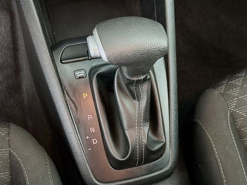 Used 2022 Kia Rio S image 19