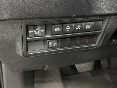 Used 2024 Toyota Tundra SR AWD/4WD image 18