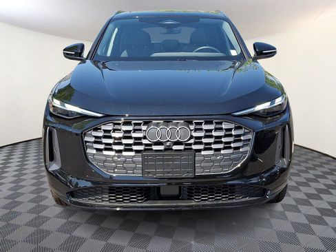 Used 2025 Audi Q5 Premium w/ Convenience Package AWD/4WD image 2