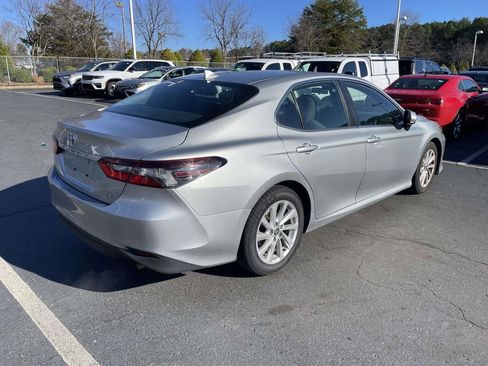 Used 2023 Toyota Camry LE image 10