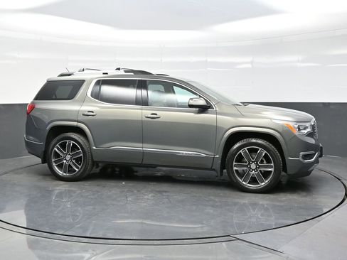 Used 2018 GMC Acadia Denali w/ Technology Package image 8