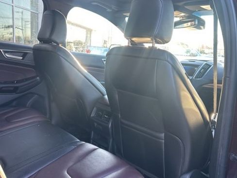 Used 2020 Ford Edge Titanium w/ Equipment Group 301A image 25